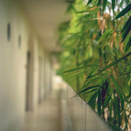 Loa Tolu By Bernalo Hotels Luaran gambar