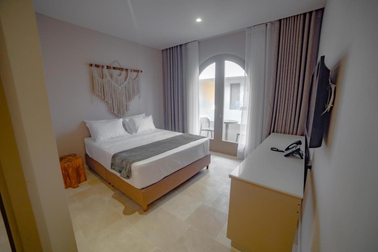 Loa Tolu By Bernalo Hotels Luaran gambar