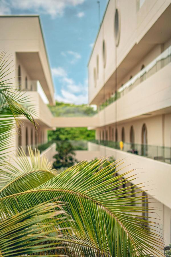 Loa Tolu By Bernalo Hotels Luaran gambar